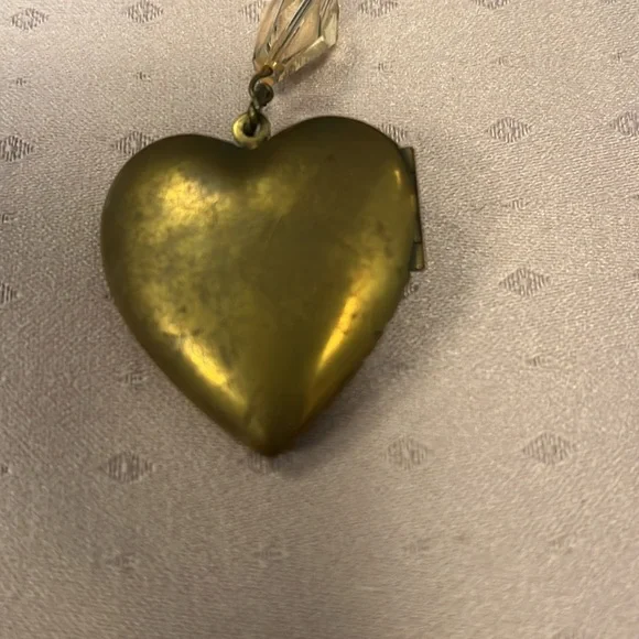 Lizpaialios Heart Locket Pendant 36” Chain W Crystals Brass no clasp Tye it - Picture 5 of 7